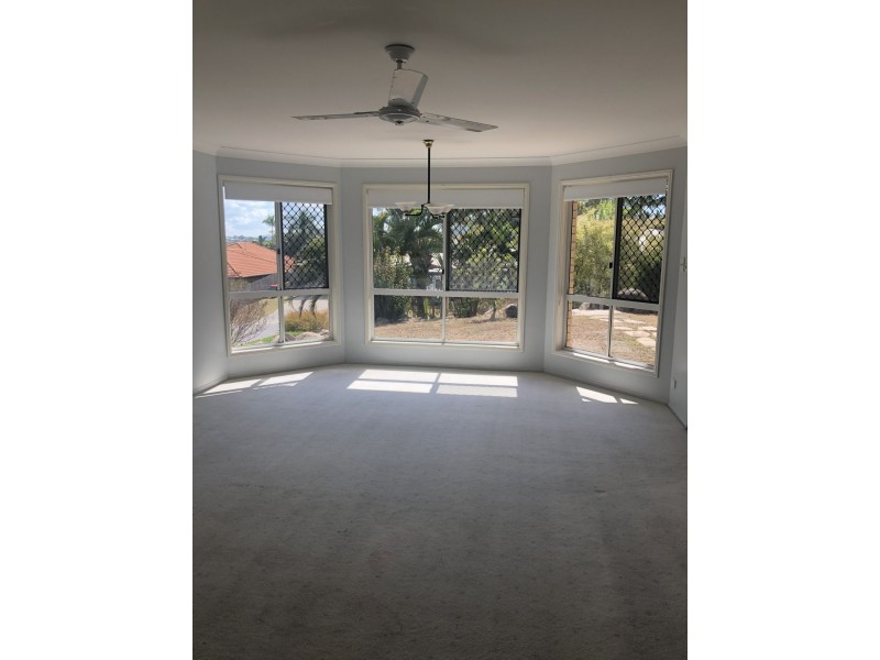 12 Fawley Street, Telina QLD 4680