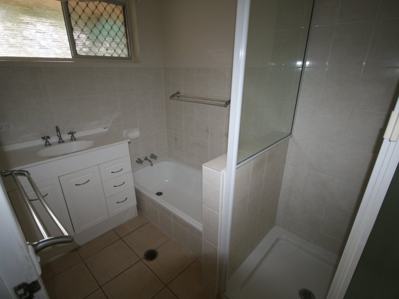 87 Ann Street, South Gladstone QLD 4680