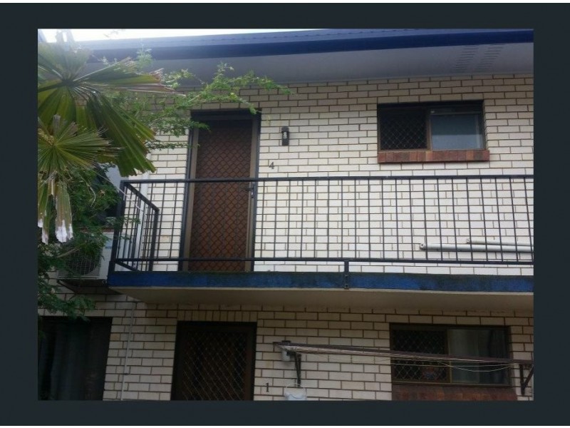 Unit 4/16 Kent Street, West Gladstone QLD 4680