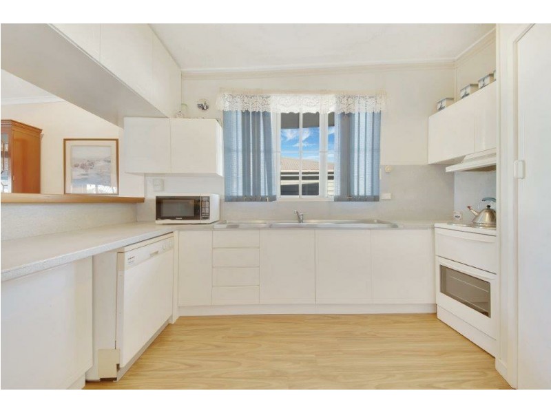 211 Auckland Street, South Gladstone QLD 4680