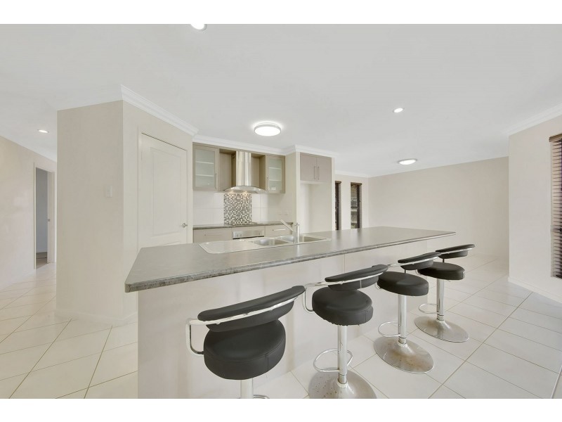 107 Penda Avenue, New Auckland QLD 4680