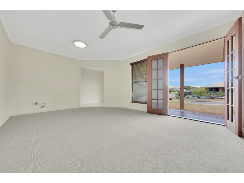 107 Penda Avenue, New Auckland QLD 4680