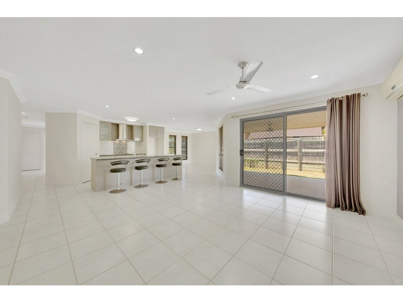 107 Penda Avenue, New Auckland QLD 4680