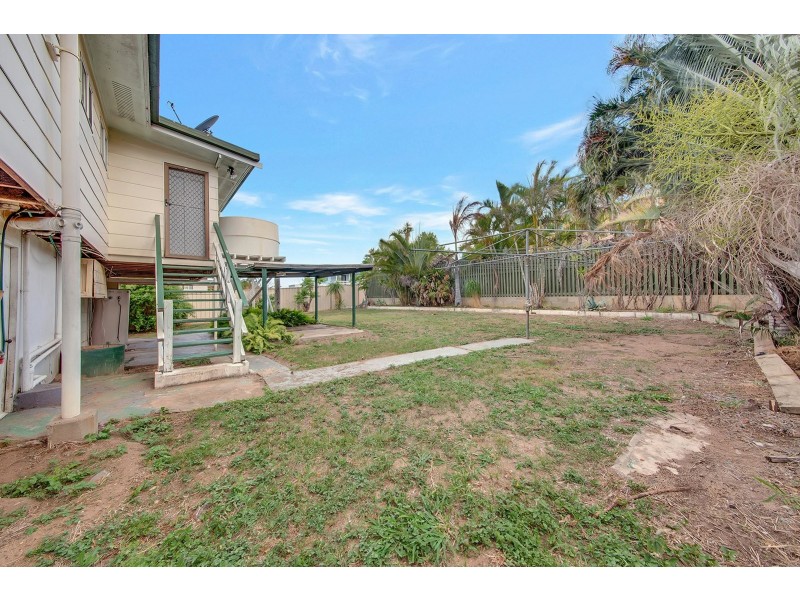 16 Campbell Street, Clinton QLD 4680