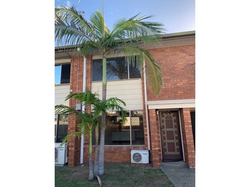 3/4 Wilmott Street, Gladstone QLD 4680