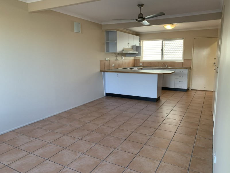 3/4 Wilmott Street, Gladstone QLD 4680