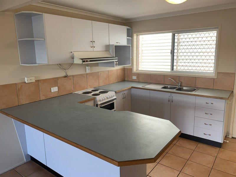 3/4 Wilmott Street, Gladstone QLD 4680