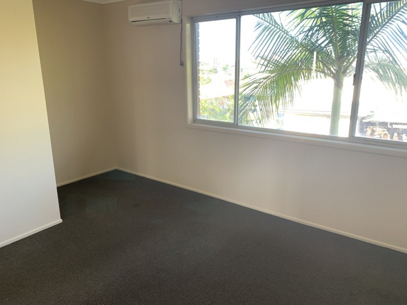 3/4 Wilmott Street, Gladstone QLD 4680