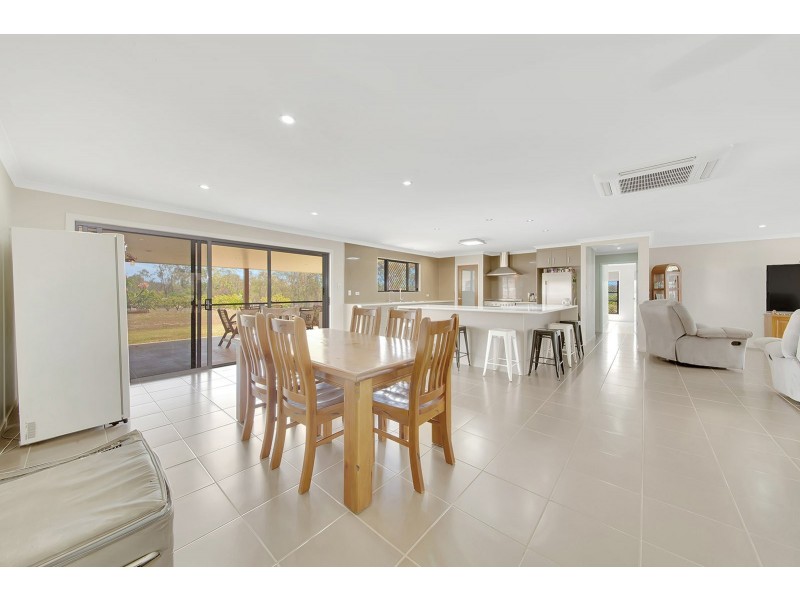 2 Monaros Court, Beecher QLD 4680