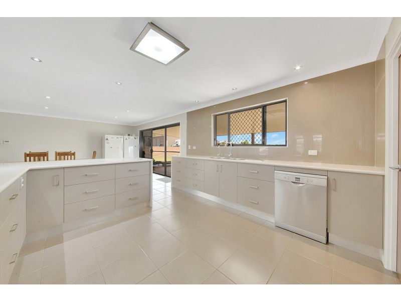2 Monaros Court, Beecher QLD 4680