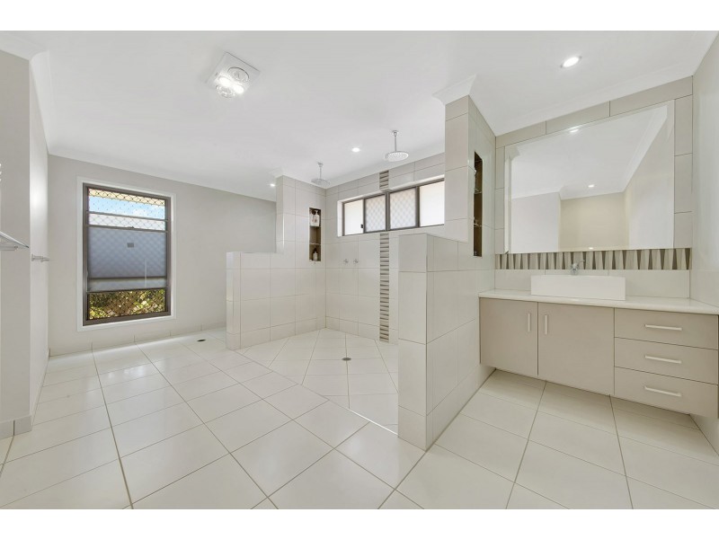 2 Monaros Court, Beecher QLD 4680