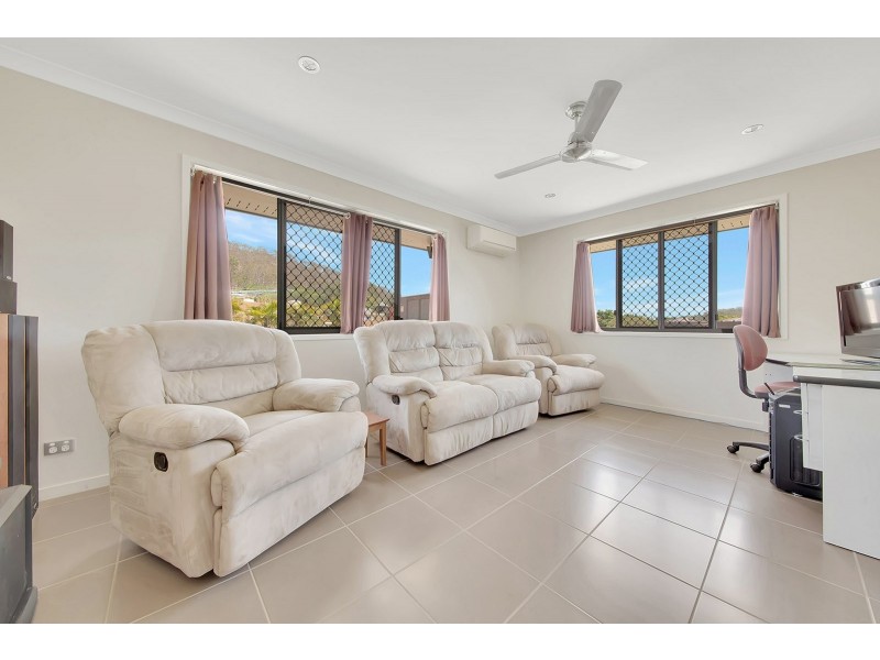 2 Monaros Court, Beecher QLD 4680