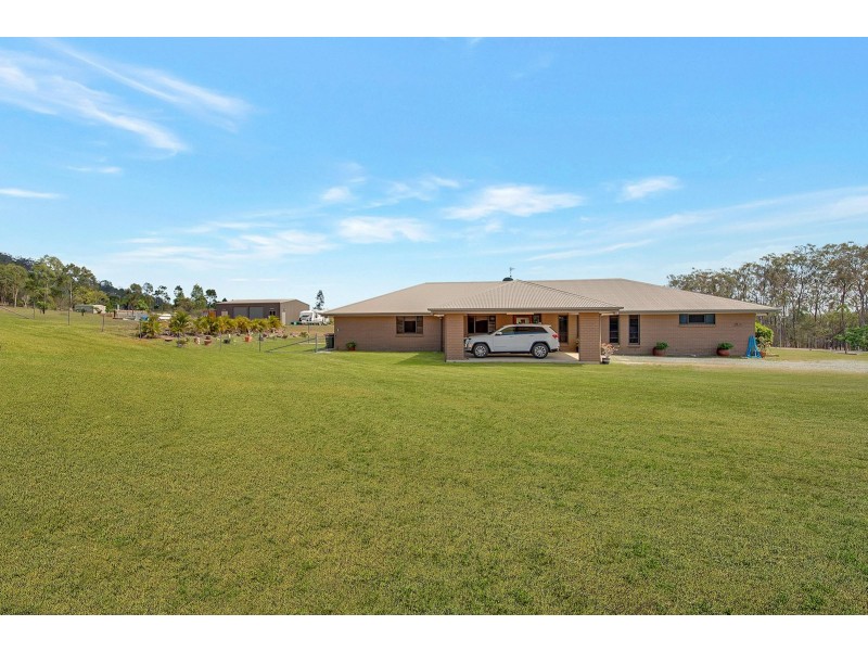2 Monaros Court, Beecher QLD 4680