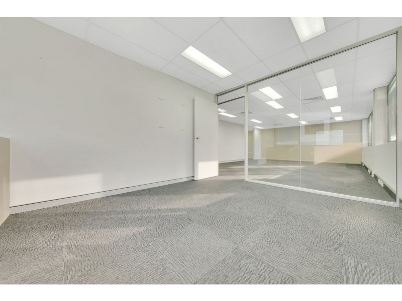 25 Tank Street, Gladstone QLD 4680