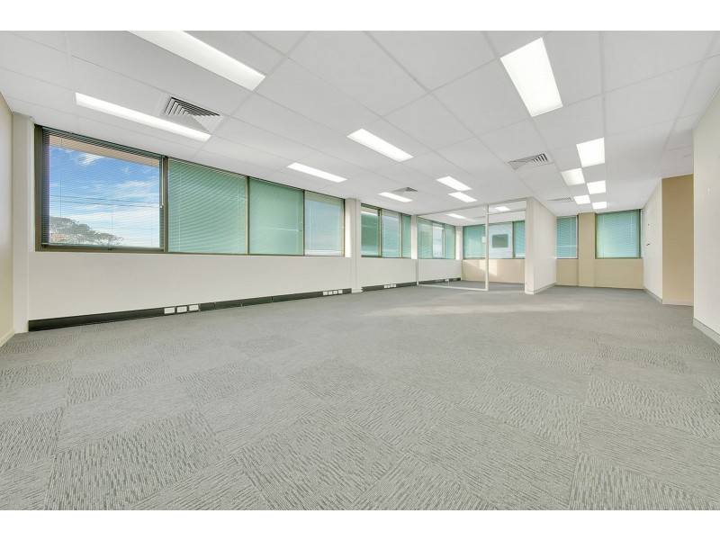 25 Tank Street, Gladstone QLD 4680