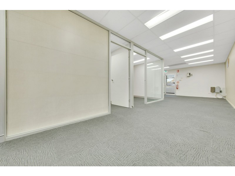 25 Tank Street, Gladstone QLD 4680