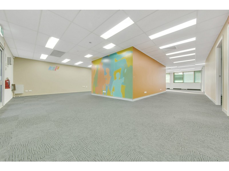 25 Tank Street, Gladstone QLD 4680