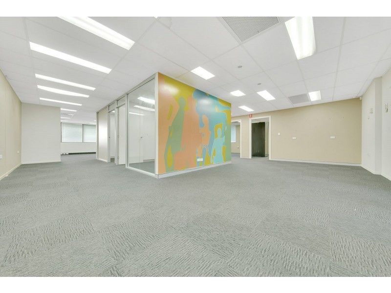 25 Tank Street, Gladstone QLD 4680