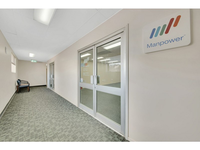 25 Tank Street, Gladstone QLD 4680