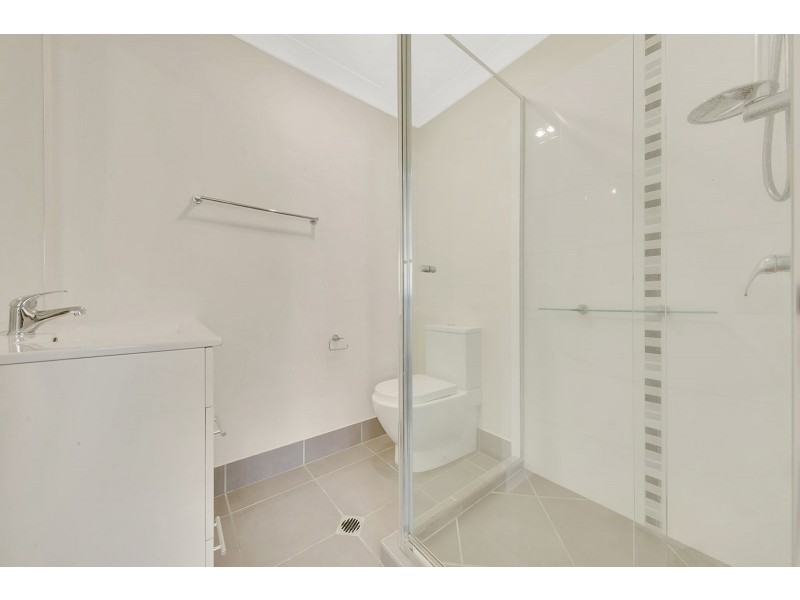 Unit 2/26 Rossella Street, West Gladstone QLD 4680