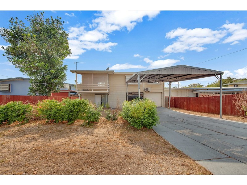 37 Amaroo Street, Boyne Island QLD 4680