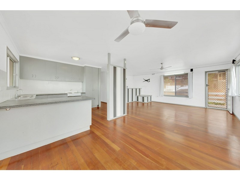 37 Amaroo Street, Boyne Island QLD 4680