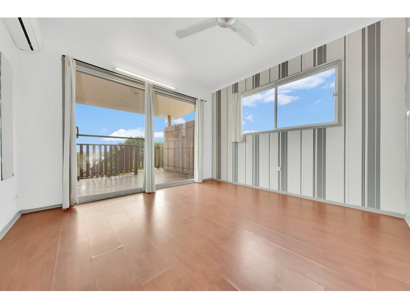 37 Amaroo Street, Boyne Island QLD 4680