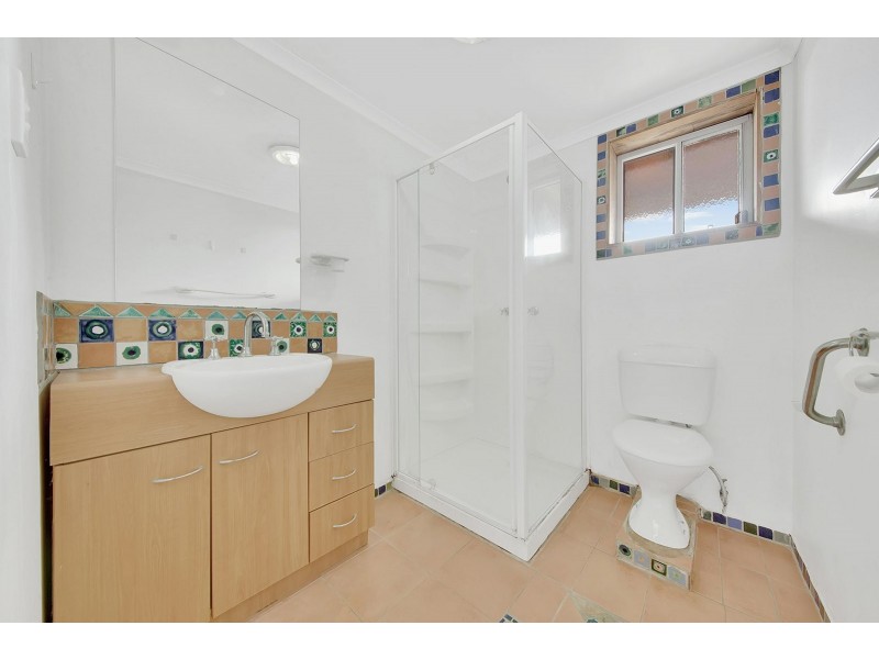 37 Amaroo Street, Boyne Island QLD 4680