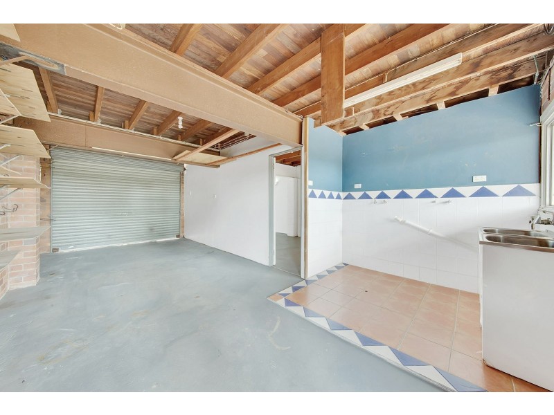 37 Amaroo Street, Boyne Island QLD 4680