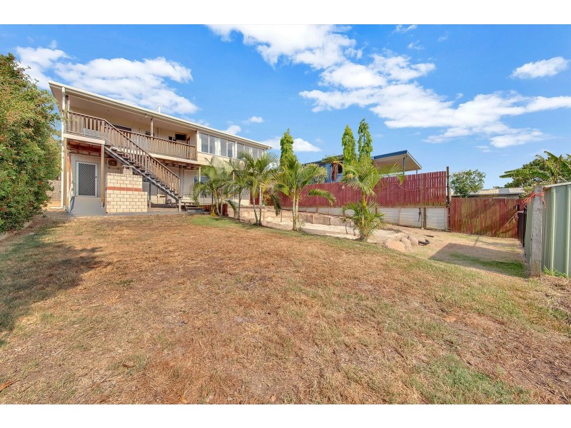 37 Amaroo Street, Boyne Island QLD 4680