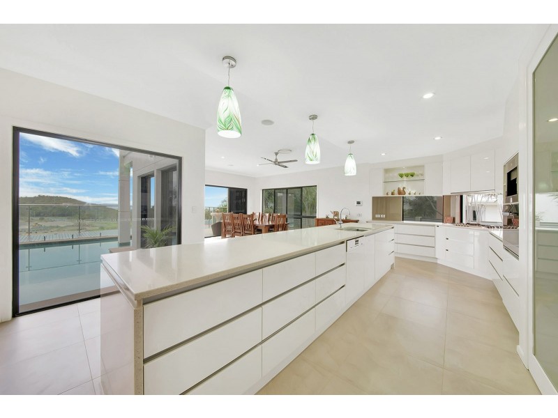 38 Dolphin Terrace, South Gladstone QLD 4680