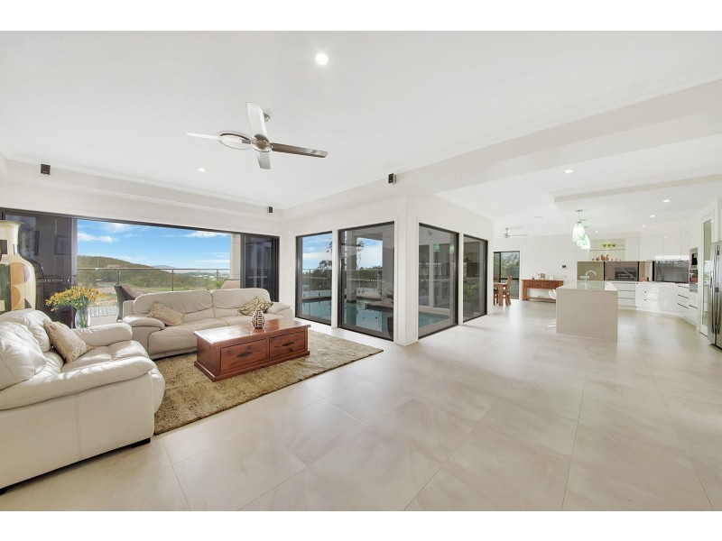 38 Dolphin Terrace, South Gladstone QLD 4680