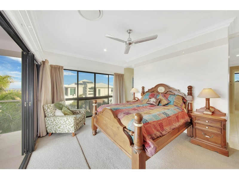 38 Dolphin Terrace, South Gladstone QLD 4680