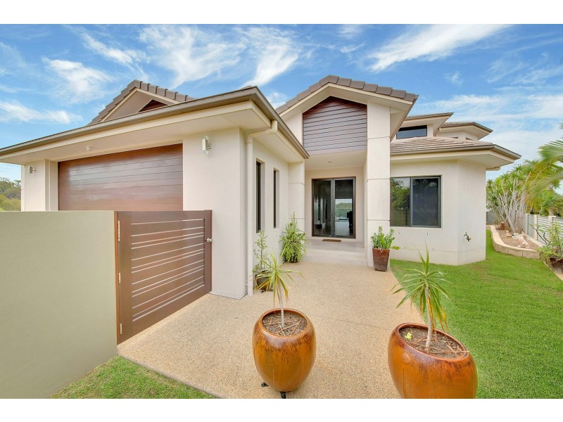 38 Dolphin Terrace, South Gladstone QLD 4680