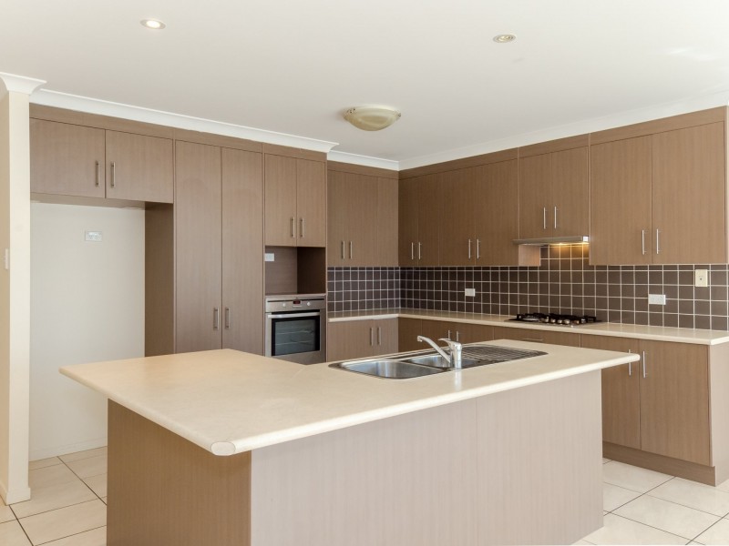 10 Munroe Court, West Gladstone QLD 4680