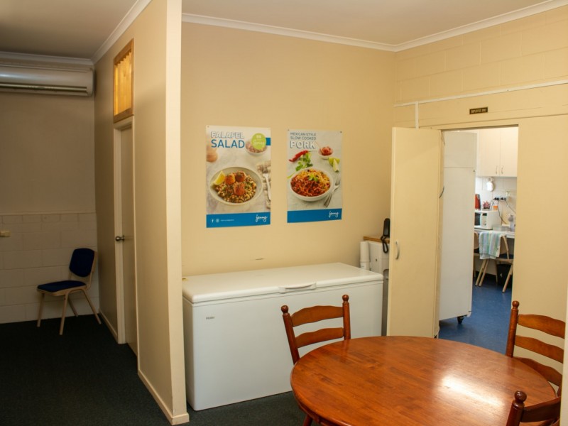 11 Herbert Street, Gladstone QLD 4680