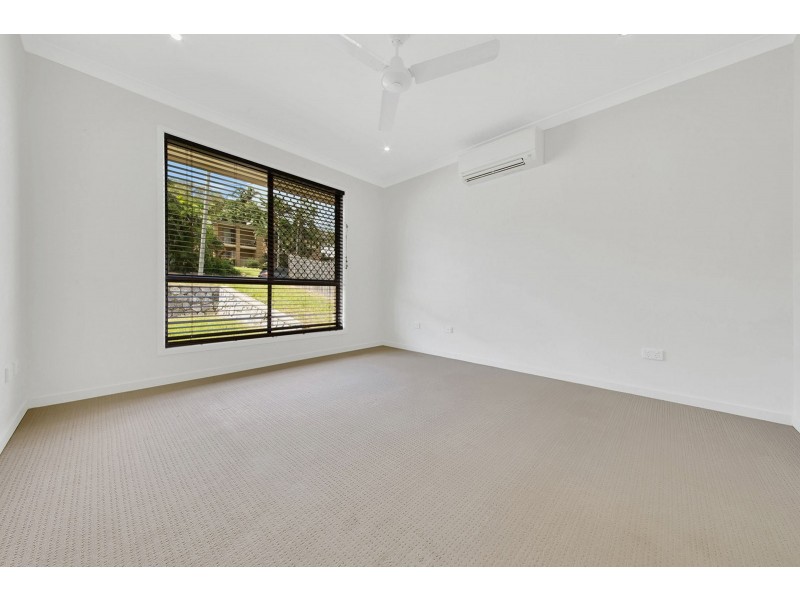 7 Watford Street, Telina QLD 4680