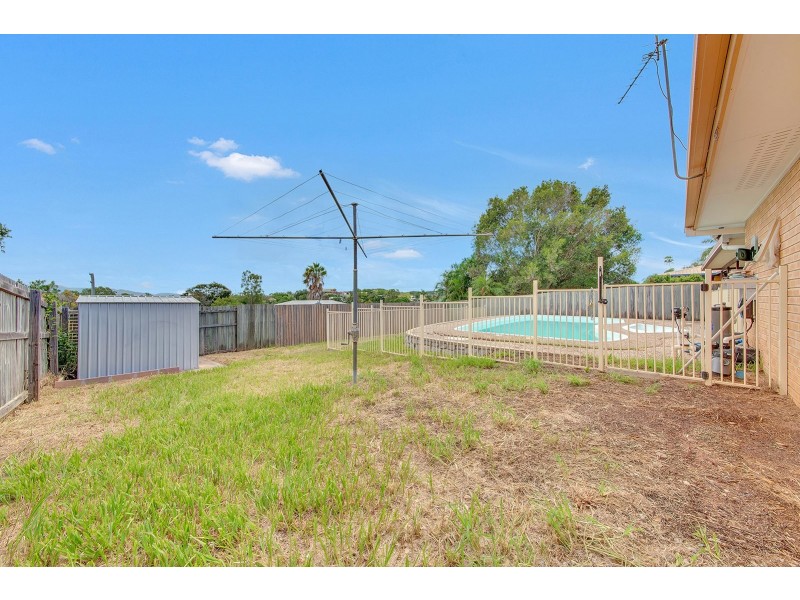 7 Watford Street, Telina QLD 4680