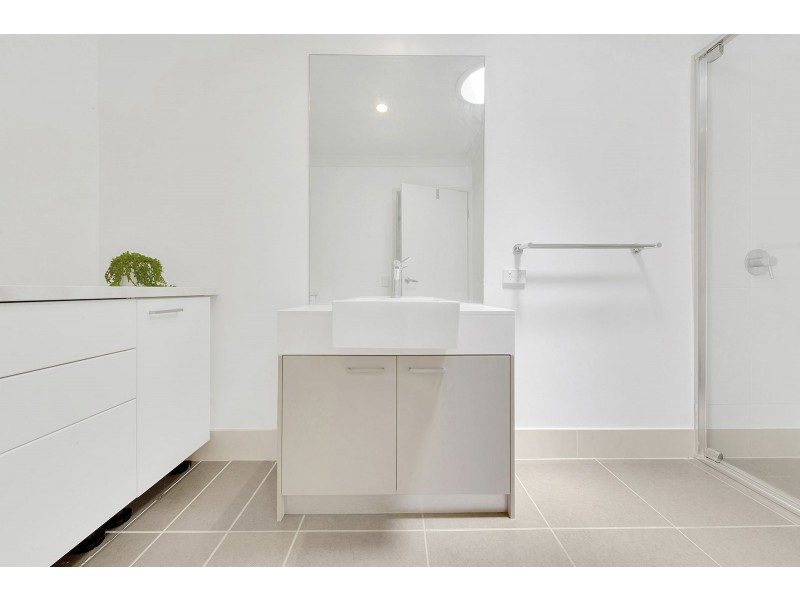 6 Scholes Way, Kirkwood QLD 4680