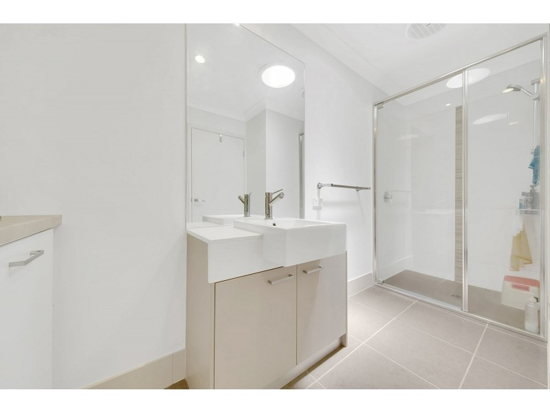 6 Scholes Way, Kirkwood QLD 4680