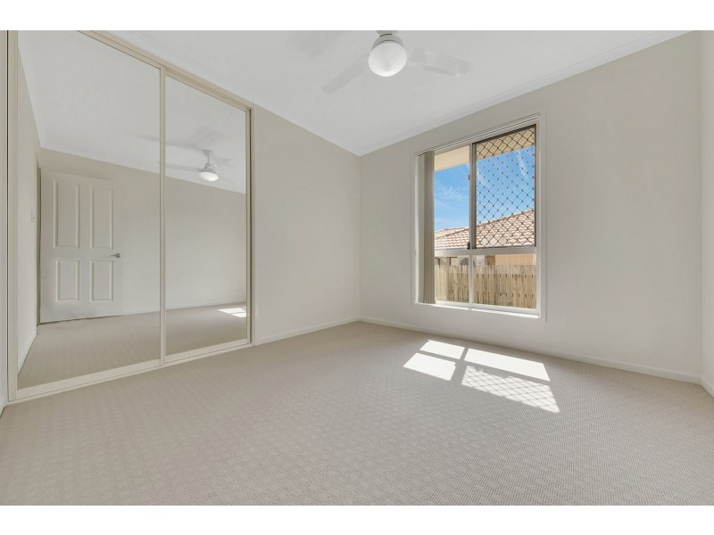 1 Reinaerhoff Crescent, Glen Eden QLD 4680