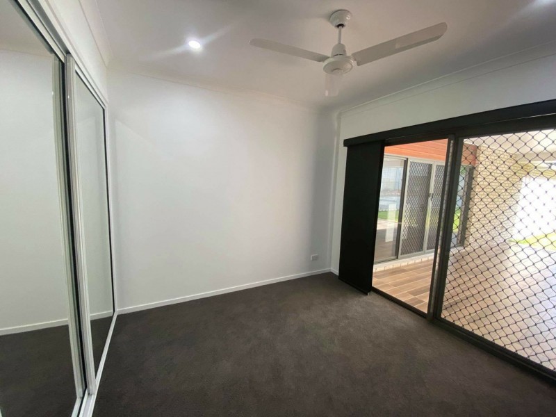 9 Markowitz Place, Kirkwood QLD 4680
