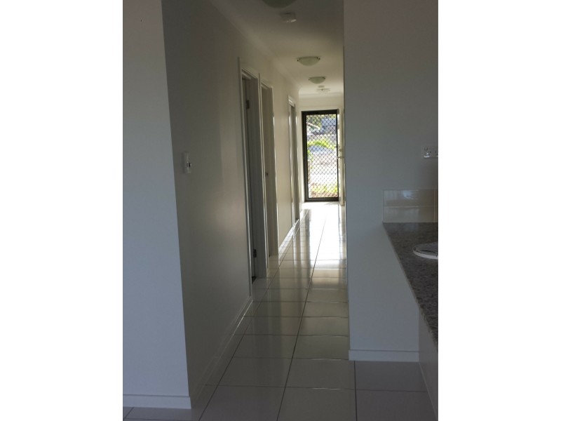 31 Valhalla Street, Clinton QLD 4680