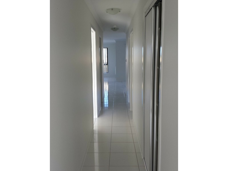 31 Valhalla Street, Clinton QLD 4680