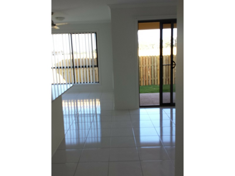 31 Valhalla Street, Clinton QLD 4680