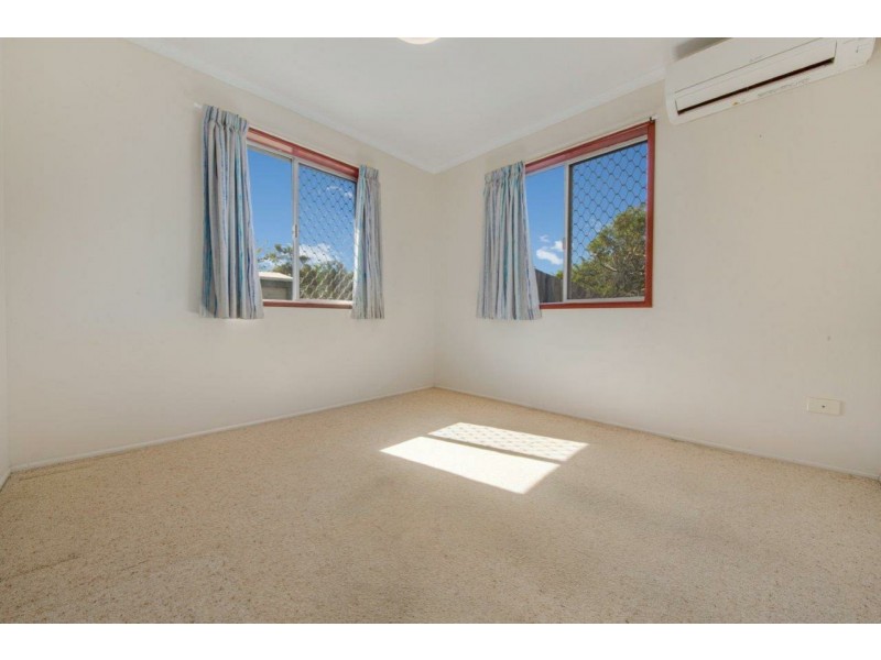 14 Fairway Avenue, Clinton QLD 4680