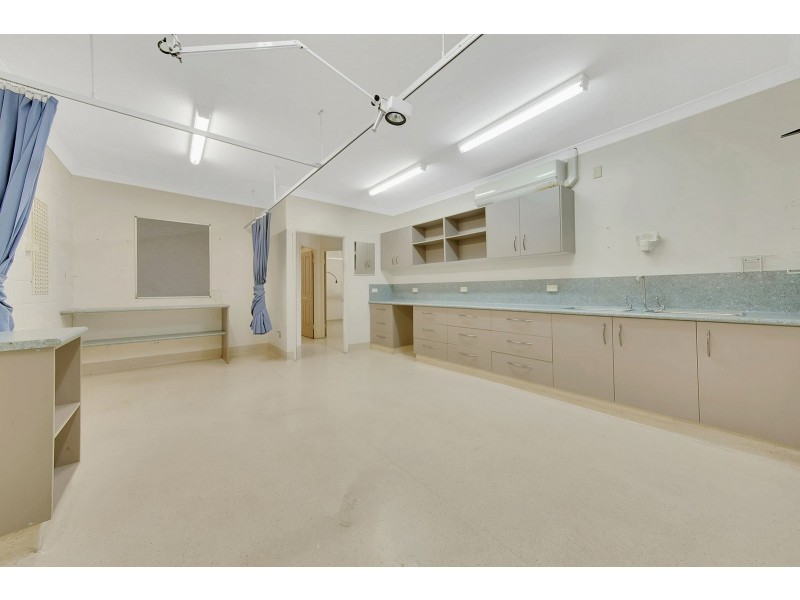 121 Toolooa Street, South Gladstone QLD 4680