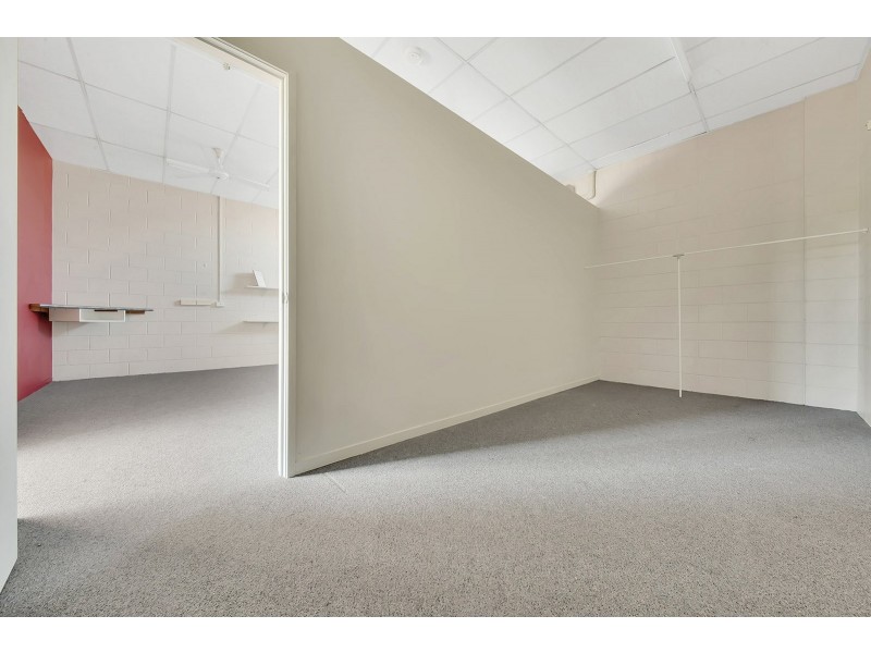 121 Toolooa Street, South Gladstone QLD 4680