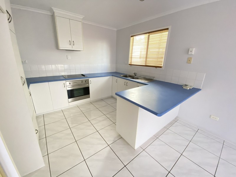 7 GANNET STREET, New Auckland QLD 4680