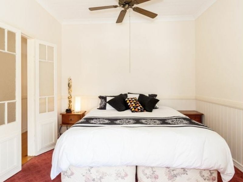 16-18 Glenlyon Street, Gladstone QLD 4680